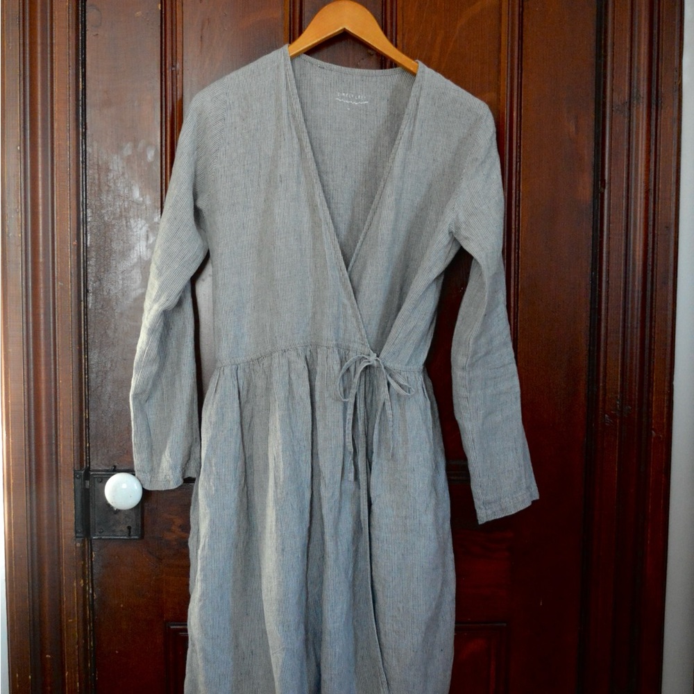 Light Gray Long Sleeve Wrap Dress with Tie Waist